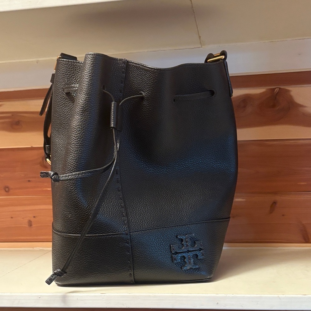 Tory Burch Black Leather Bucket Bag